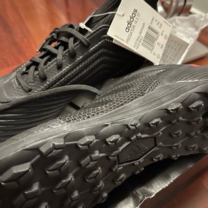 Brand new never worn Adidas Predator indoor soccer shoes